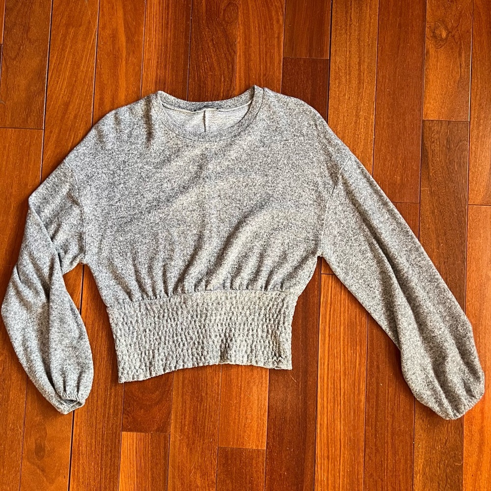 Zara gray long sleeved super soft shirt